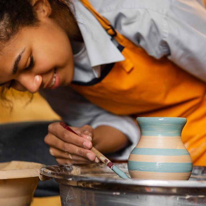 Blue Pottery Workshop In Jaipur