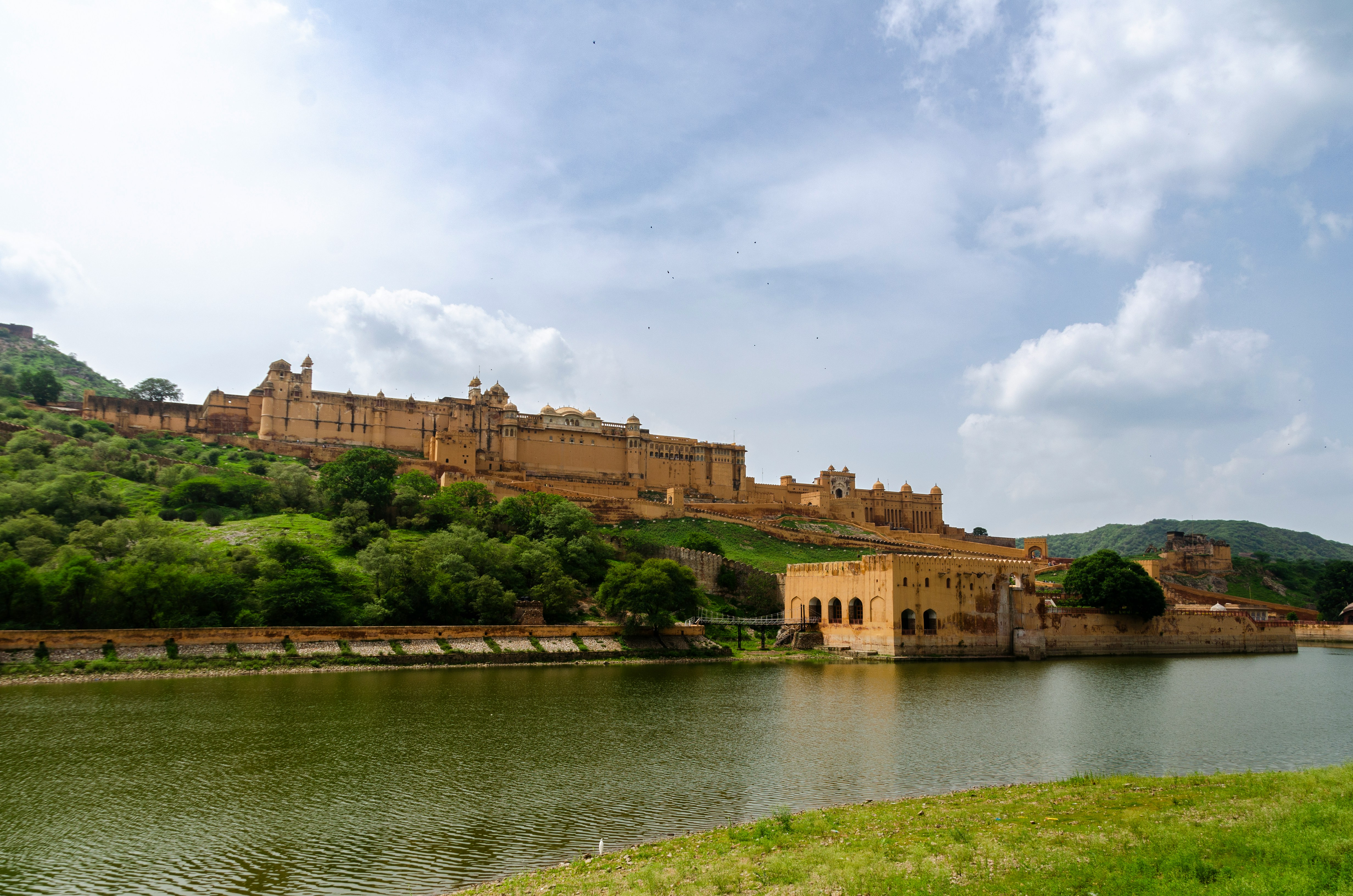 Jaipur Ajmer Pushkar Tour Packages from Delhi