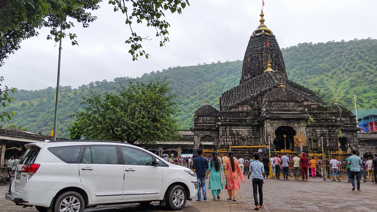 12 Jyotirlinga Tour by Car