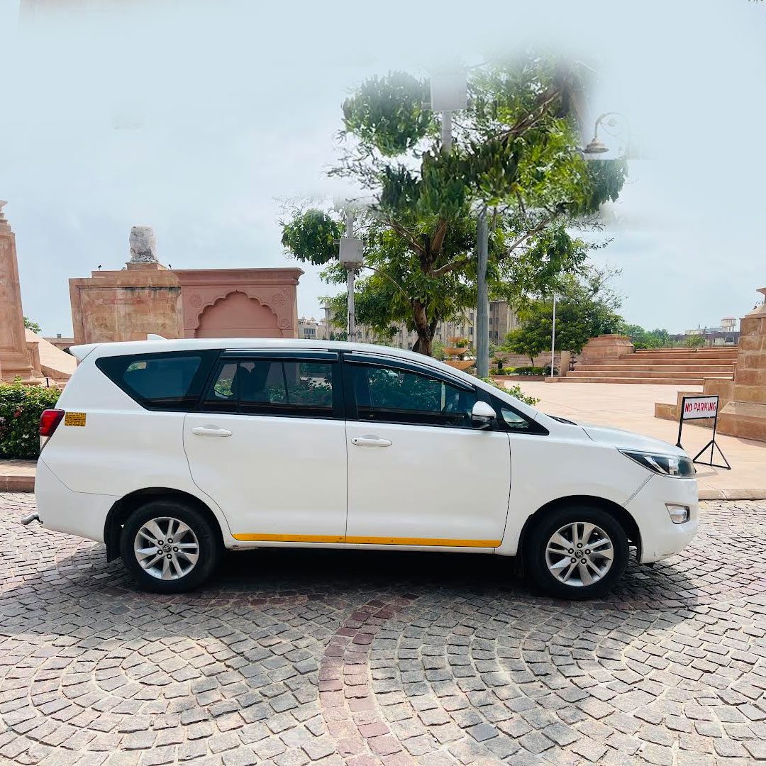 Hire Toyota Innova Crysta in Jaipur
