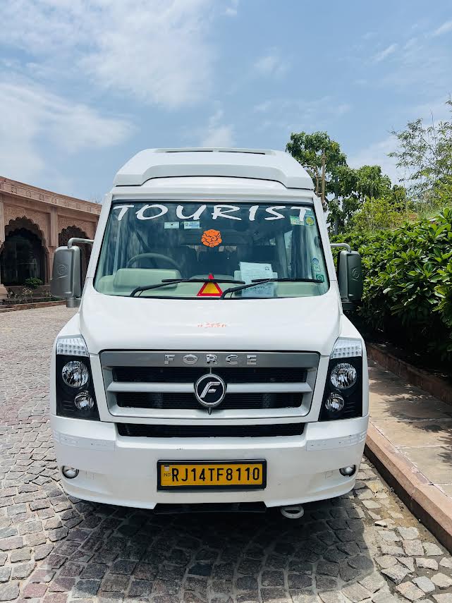 9 Seater Tempo Traveller Hire in Jaipur