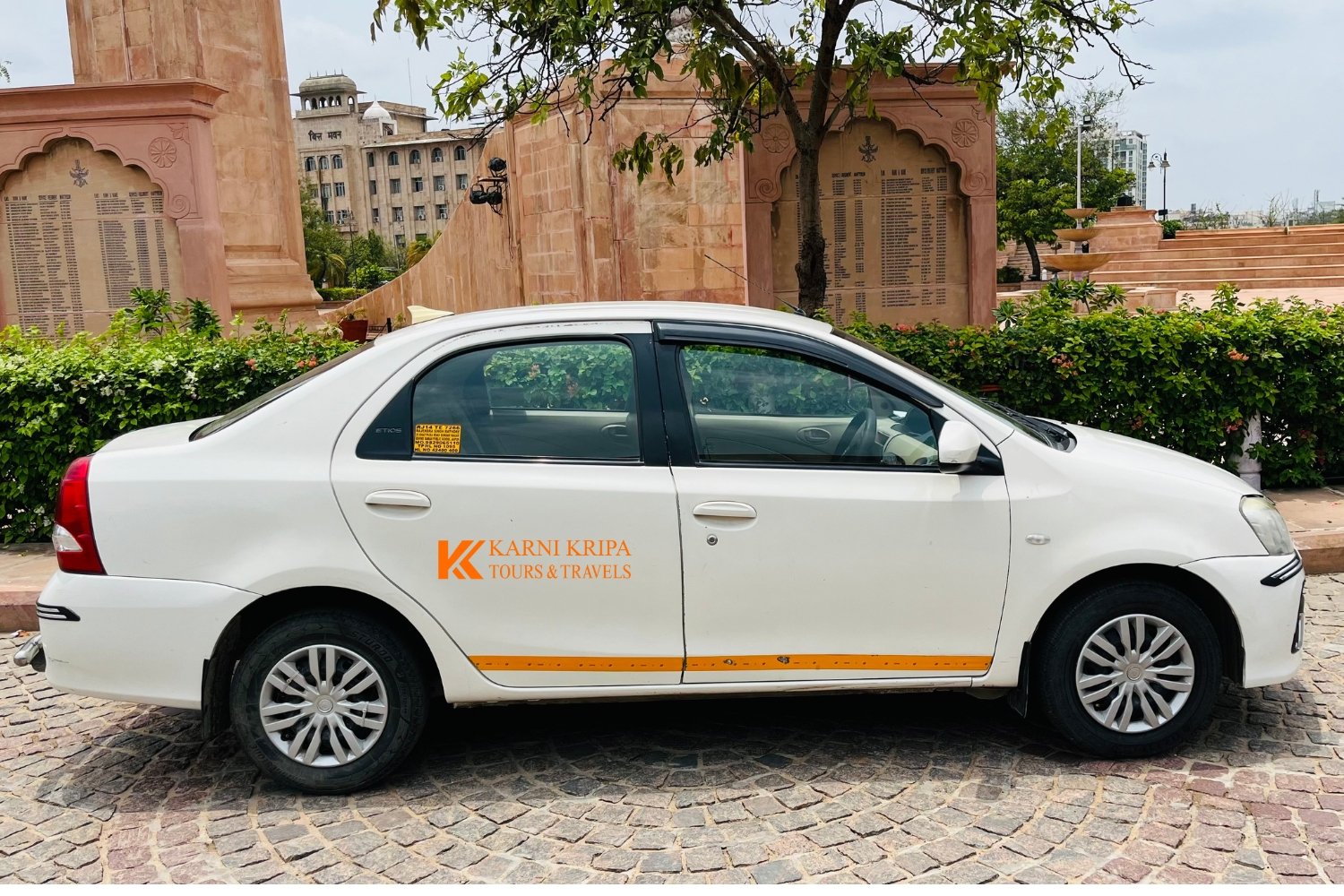 Hire Toyota Etios in Jaipur