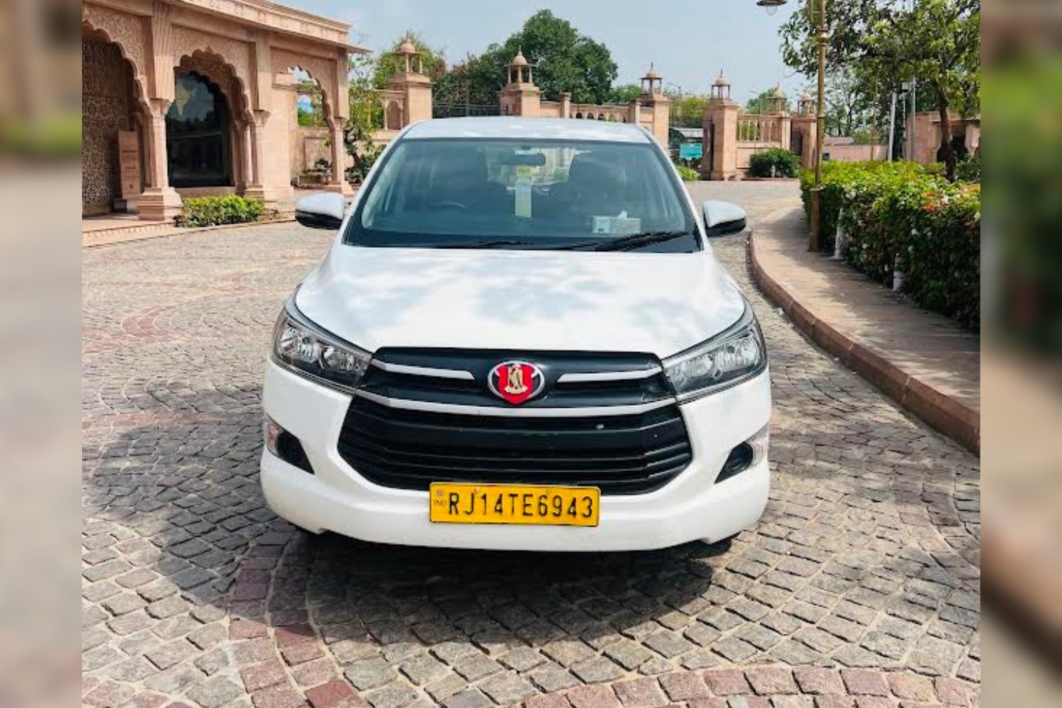 SUV Rental in India