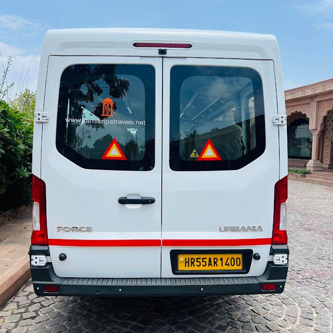 urbania-tempo-traveller-jaipur